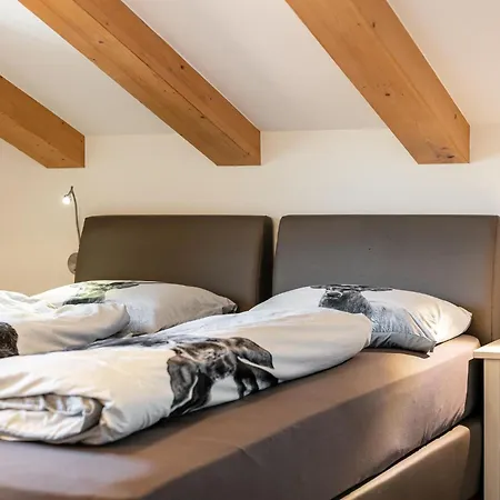 Apartment Penthouse 4 *