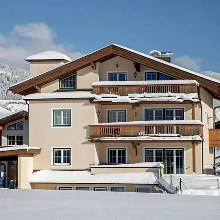 Holiday home Penthouse 4 *