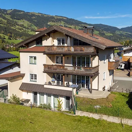 Penthouse 4 Holiday home *